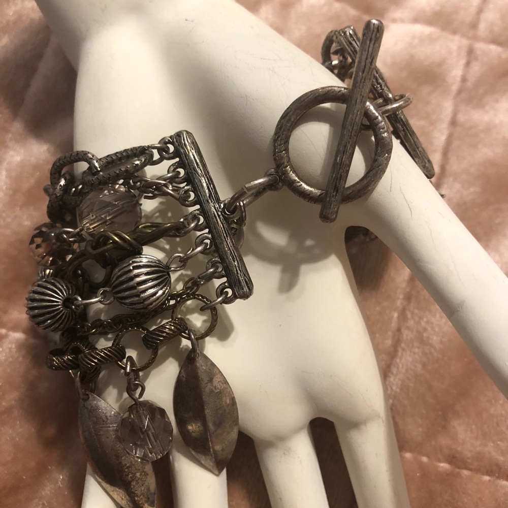 Chico’s 7 Strand Bracelet Antique Silvertone Leave - Picture 6 of 6